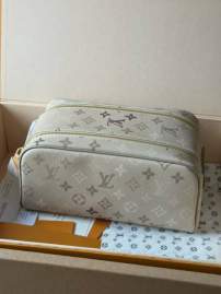 Picture of Louis Vuitton Handbags _SKUfw236874863fw